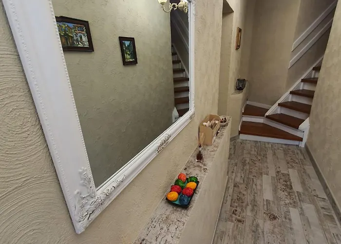 Hancho - Old Center * Пловдив